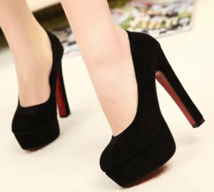 siyah kadife ayakkabı