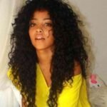 siyah kıvırcık saç modelleri