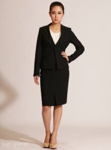 etekli bayan takım elbise modeli