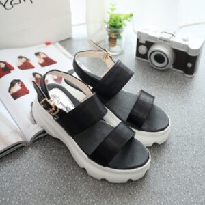 yazlık siyah sandalet modelleri