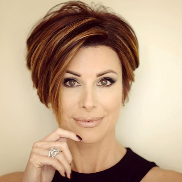 en tarz kısa saç modeli