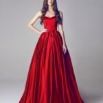 kırmızı uzun abiye elbise modeli