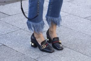 Minyon kadınlar nasıl ayakkabı tercih etmeli