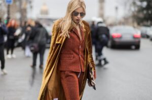 2018 moda trendleri - kadife kıyafet modelleri