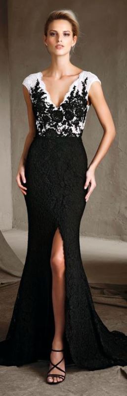 siyah derin yırtmaçlı elbise modeli