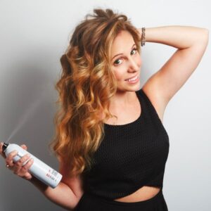 Kuru şampuan kullanımı