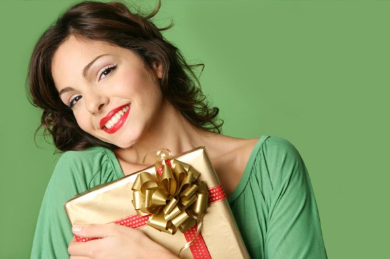 kova burcu kadınına ne hediye alınır