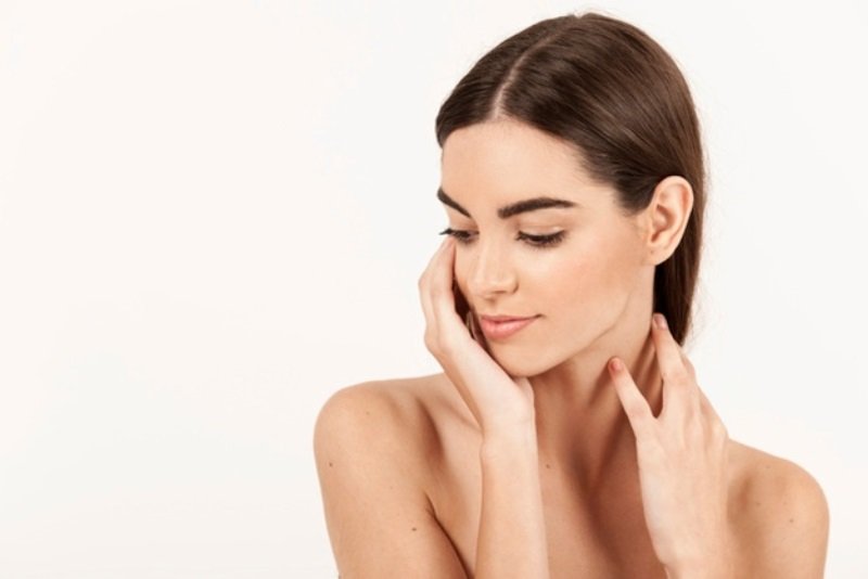 En İyi Kırışıklık Giderici Krem Önerileri