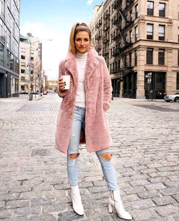 Pembe kıyafet modelleri