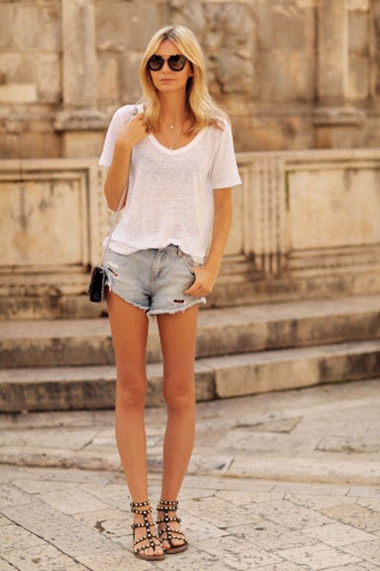 günlük kot şort kombinleri