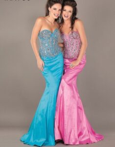 taşlı uzun mezuniyet elbisesi modeli