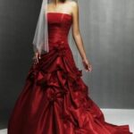 kırmızı kına gecesi elbisesi