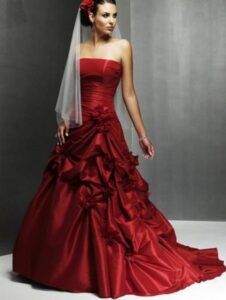 kırmızı kına gecesi elbisesi