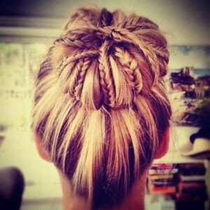 örgü topuz saç modeli