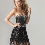 siyah payetli kısa yeni yıl elbisesi