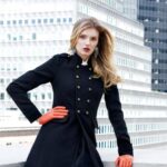 metal düğme aksesuarlı palto modeli