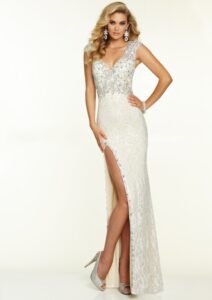 bacak dekolteli uzun abiye elbise modeli