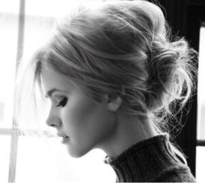 dağınık günlük topuz modeli