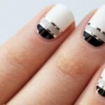 metalik ojelerle süslü tırnaklar