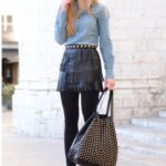 siyah püsküllü etek