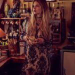 uzun kollu dantel elbise