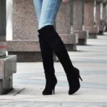 siyah süet çizme modeli