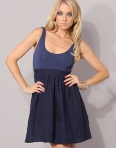 bol kesim elbise modeli