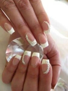 farklı gelin manikürü