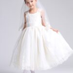 beyaz kız çocuk gelinlik modeli