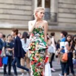 klasik çiçekli elbise modeli