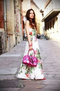 uzun çiçekli elbise modeli