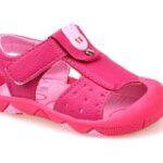 kız çocuk için kaydırmaz plaj terliği