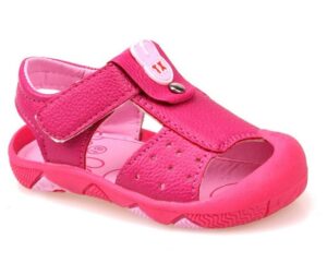 kız çocuk için kaydırmaz plaj terliği