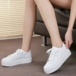 beyaz platform spor ayakkabı modeli