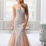 en güzel taşlı abiye elbise modeli