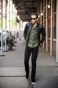 siyah dar paça erkek pantolon