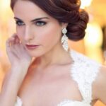 en güzel sünnet annesi topuz saç modelleri