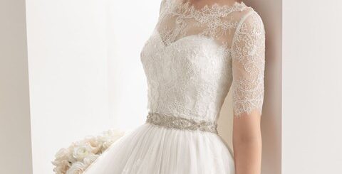 kollu gelinlik modeli