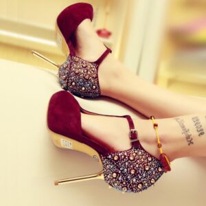 en güzel kadife ayakkabı modelleri