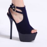 siyah kadife ayakkabı modeli