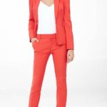 renkli bayan takım elbise modeli