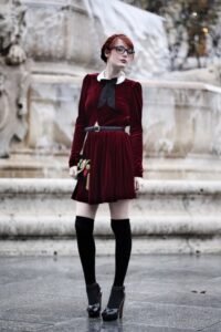 bordo-kadife-bot-modeli