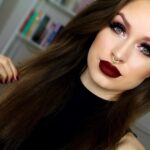 Akrep kadınları için makyaj önerileri