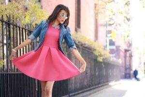 pembe elbise kombinleri