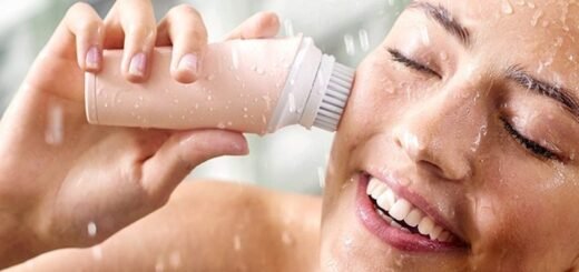 Yüz temizleme fırçası kullananlar